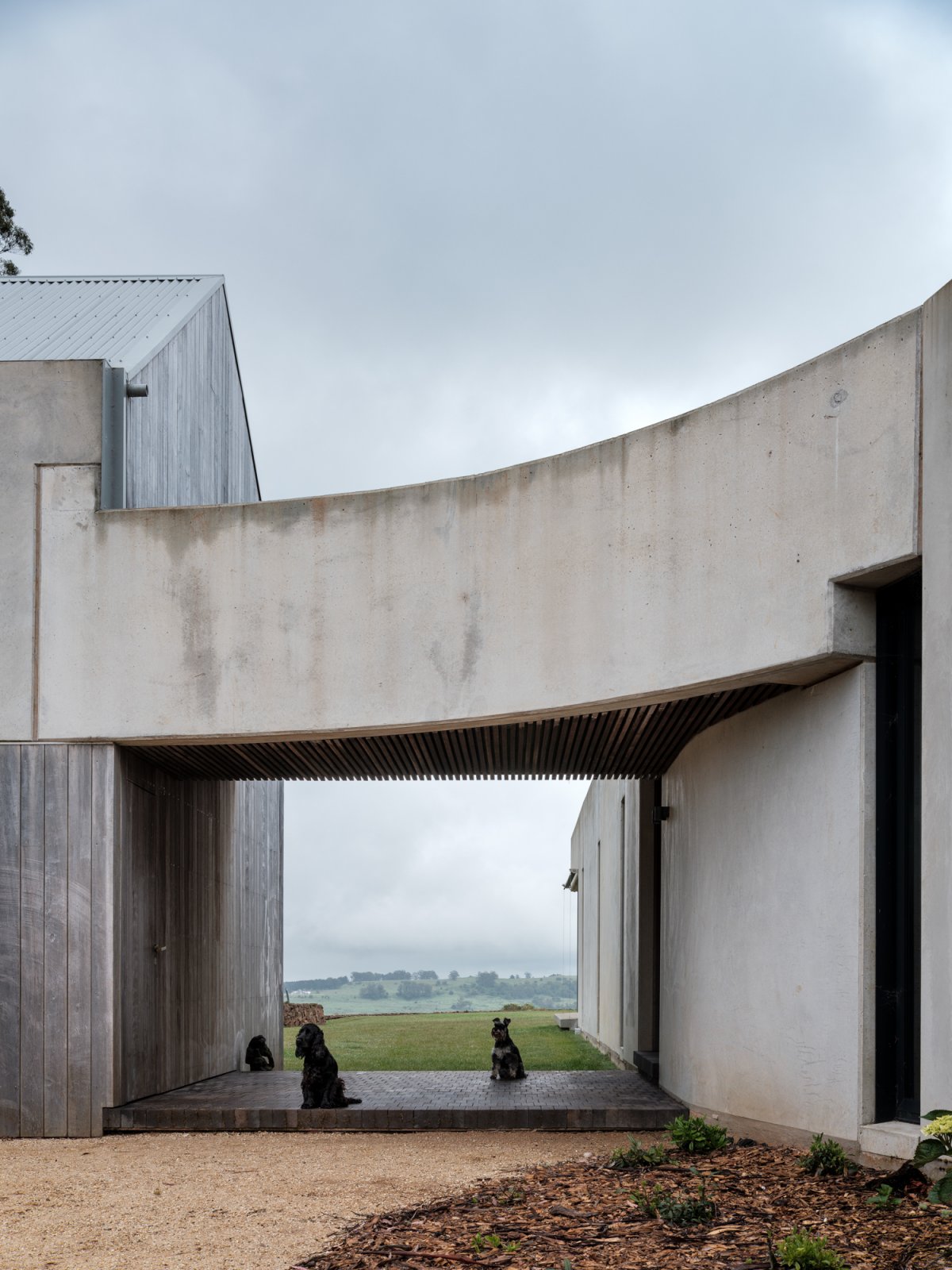 YinjiSpace Luke Moloney Architecture x Highlands House